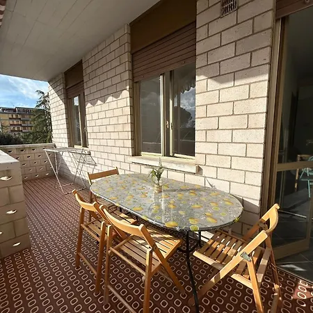 Casa Mare Claudia Apartment *